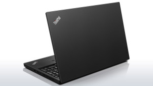 lenovo-laptop-thinkpad-t560-cover-1 - Centrum notebooków Znana i ceniona na całym świecie za wydajny i niezawodny sprzęt komputerowy marka Lenovo znów podążając za wciąż zmieniającymi się potrzebami oraz oczekiwaniami profesjonalnego użytkownika zaproponowała najnowszy model laptopa biznesowego